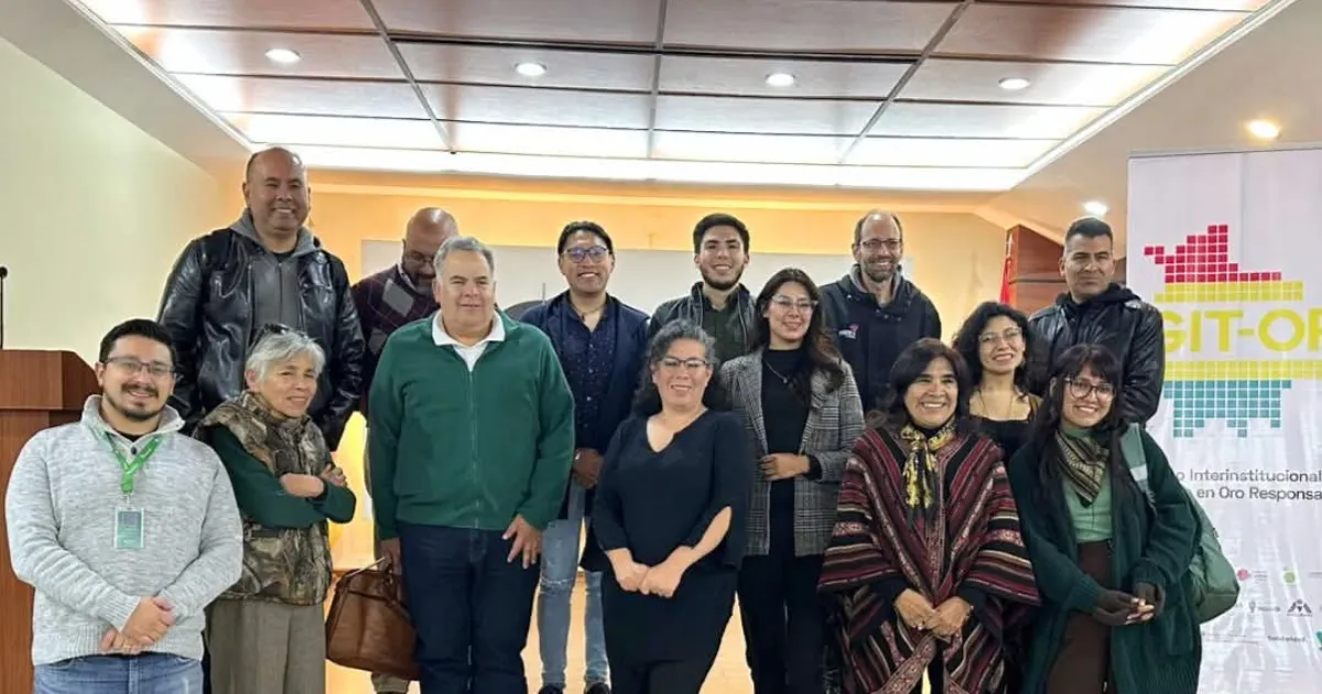 Litio y futuro energético: USFA acoge un debate estratégico sobre minerales críticos en Bolivia