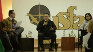 El Factor Creativo a Debate: Expertos de Diversas Áreas se Reúnen en la USFA.