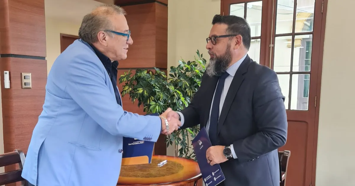 USFA Firma Convenio Clave con Datax para Impulsar la Innovación y la Empleabilidad.