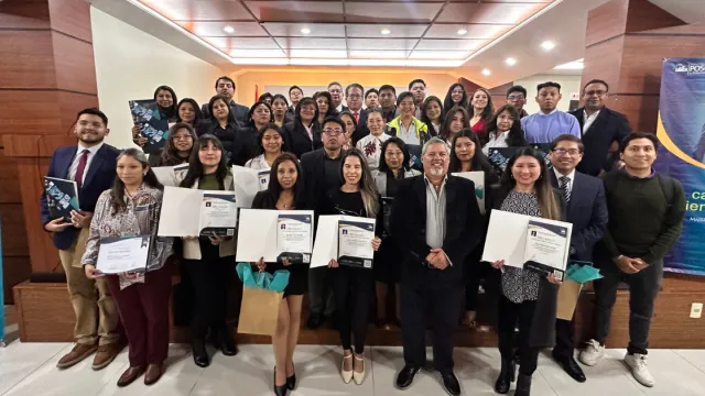 El Siguiente Nivel de tu Carrera: La USFA Lanza Nuevos Programas de Posgrado en una Emotiva Graduación.